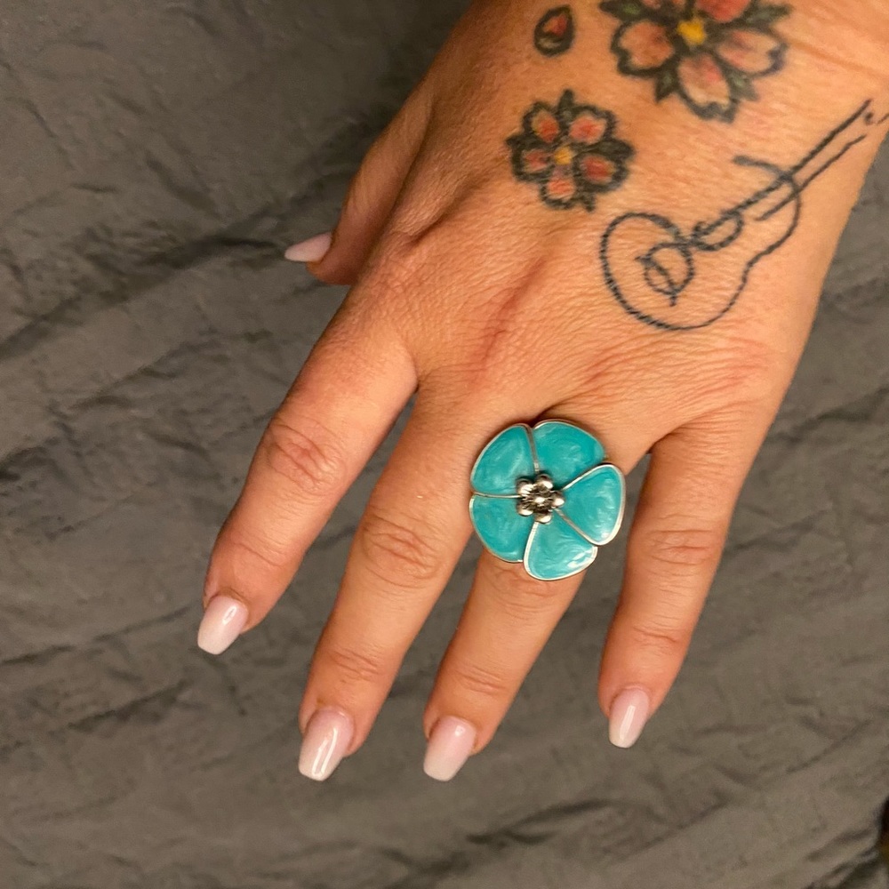 Floral Ring - Picture 2 of 5
